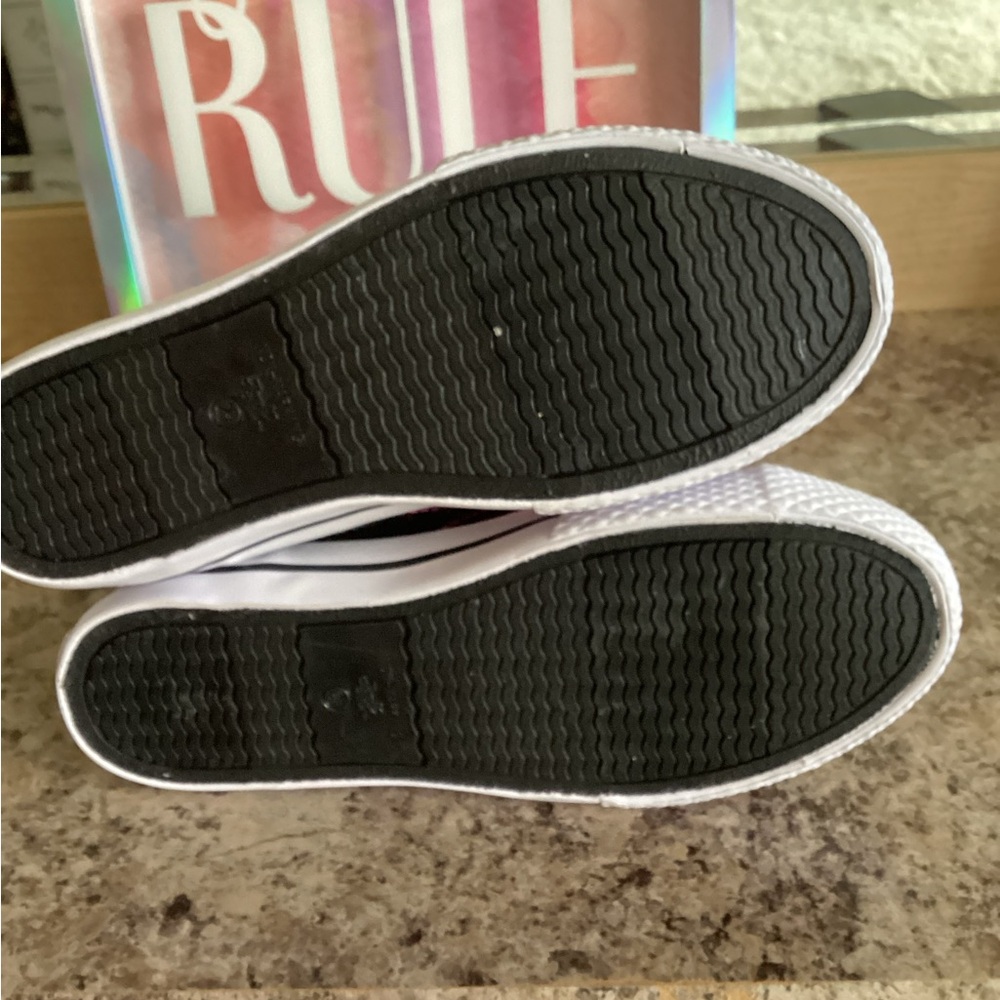 Girls JoJo Siwa, high top athletic sneakers size 2 1/2 - Picture 3 of 4